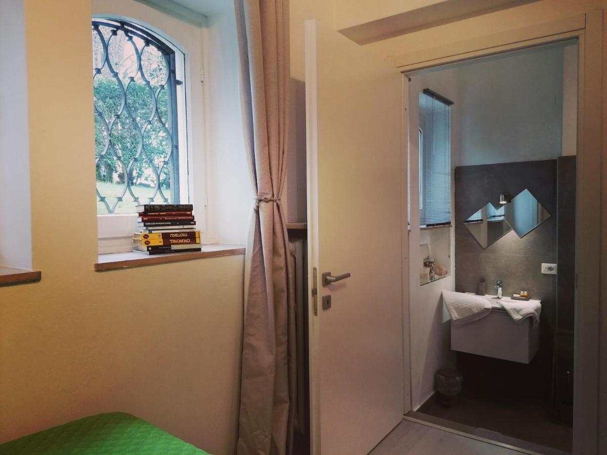 Domus 190 Rooms Varese Kültér fotó